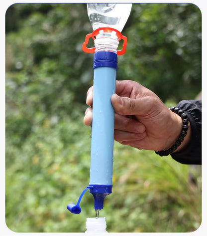 Utilisation de la paille filtrante portable en pleine nature, filtre bactéries et sédiments